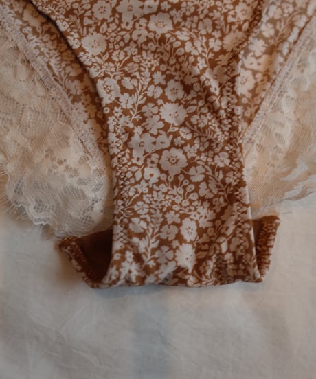 Panty in Flower Ginger