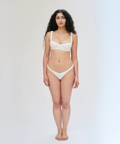 Fruity Booty x Hai Silk Frill Bra in White