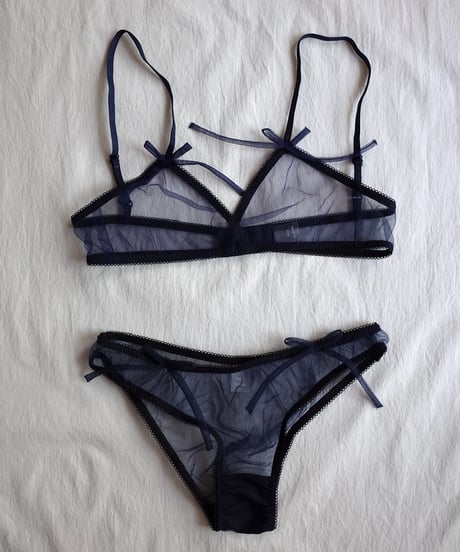Miss Crofton I'm Yours Navy Bow Bralette Set