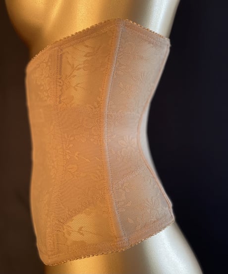 ウエストニッパー in Beige