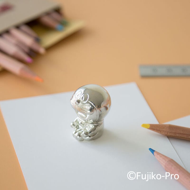 ドラえもん　3Dクリスタルペーパーウエイト ドラえもん 3Dクリスタル ペーパーウェイト