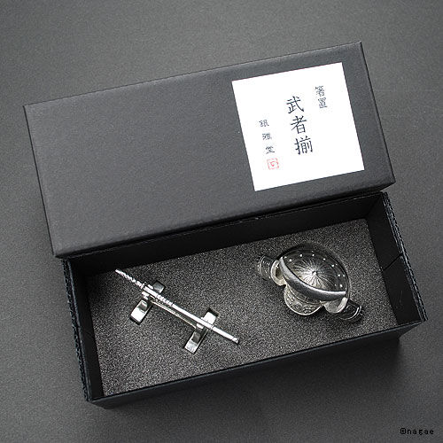 銀雅堂】武者揃 箸置き2種セット（兜・刀） | 高岡伝渡 -online shop-