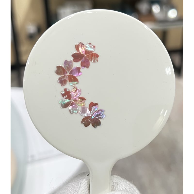 日光彫り丸手鏡白桔梗　注文品　桜手鏡２点 日光彫り丸手鏡白桔梗 注文品 桜手鏡2点