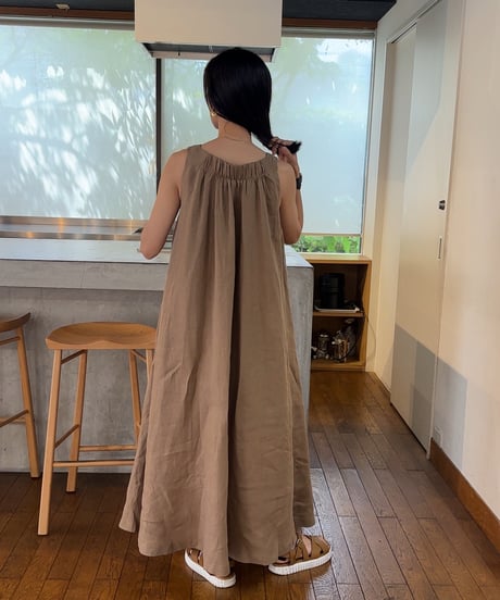 backneck gather one-piece