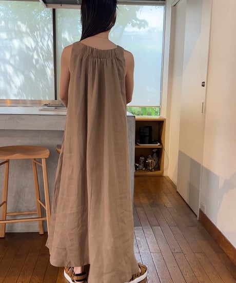 backneck gather one-piece