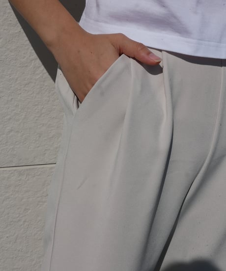 stretch tapered pants