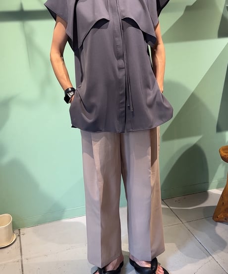 big collar nosleeve blouse