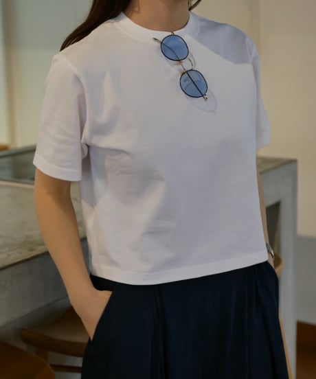 cropped T-shirts