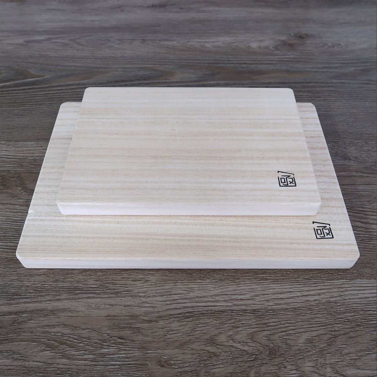 桐 まな板 S(B5)サイズ 255mm×180mm×20mm 無垢材 新潟県加茂製 [野本桐