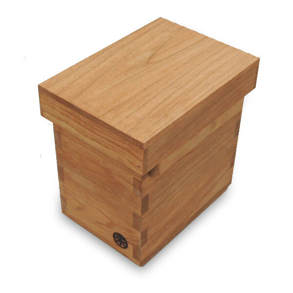 日本桐米櫃 5kg用 被蓋柿渋 手鉋仕上 新潟県加茂製 [高橋芳郎タンス店