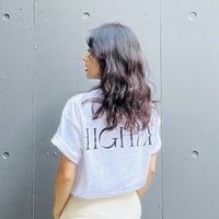 HIGHER Tシャツ