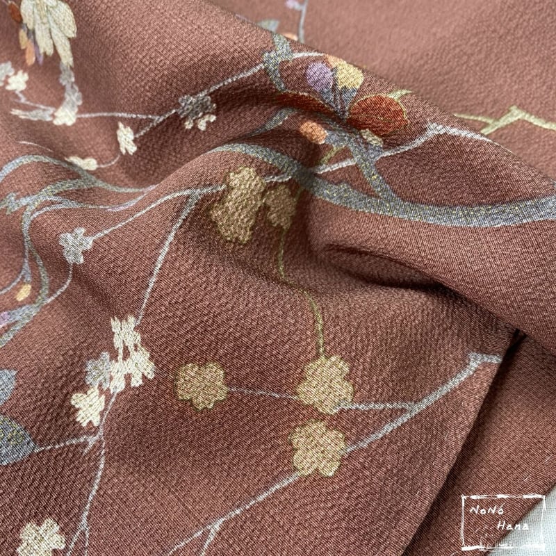 洗える着物】小紋 袷 小枝に花 丁子茶 | 野の花