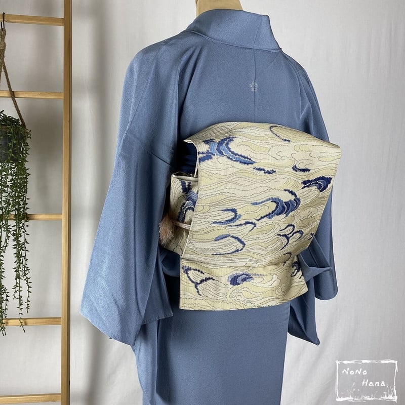 色無地】正絹 単衣 一つ紋 縹色 | 野の花 色無地】正絹 単衣 一つ紋 縹色 | 野の花