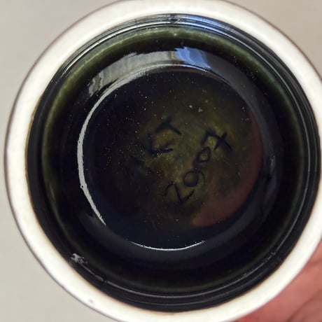 Finland vase? cup? green