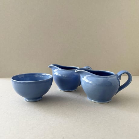 arabia creamer blue
