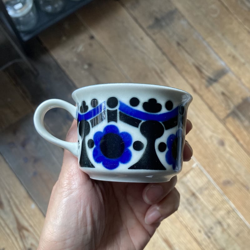 arabia riikka cup & saucer B | retro number