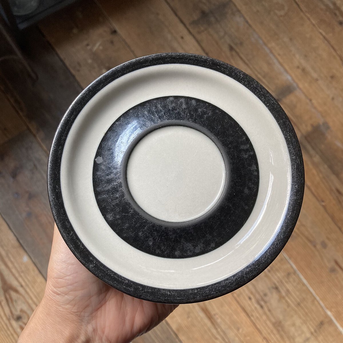 Arabia アラビア　♡ フィンランド製　Elvikki C&S 2客　レア ARABIA》Teema ブラック 箱付きコーヒーカップ＆ソーサー2客