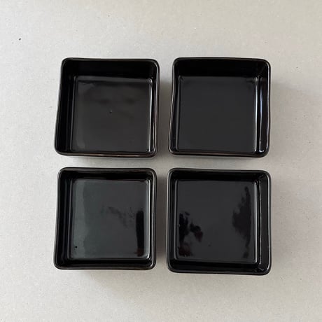 arabia kilta square プラター black