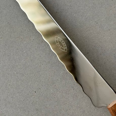 fiskars bread knife