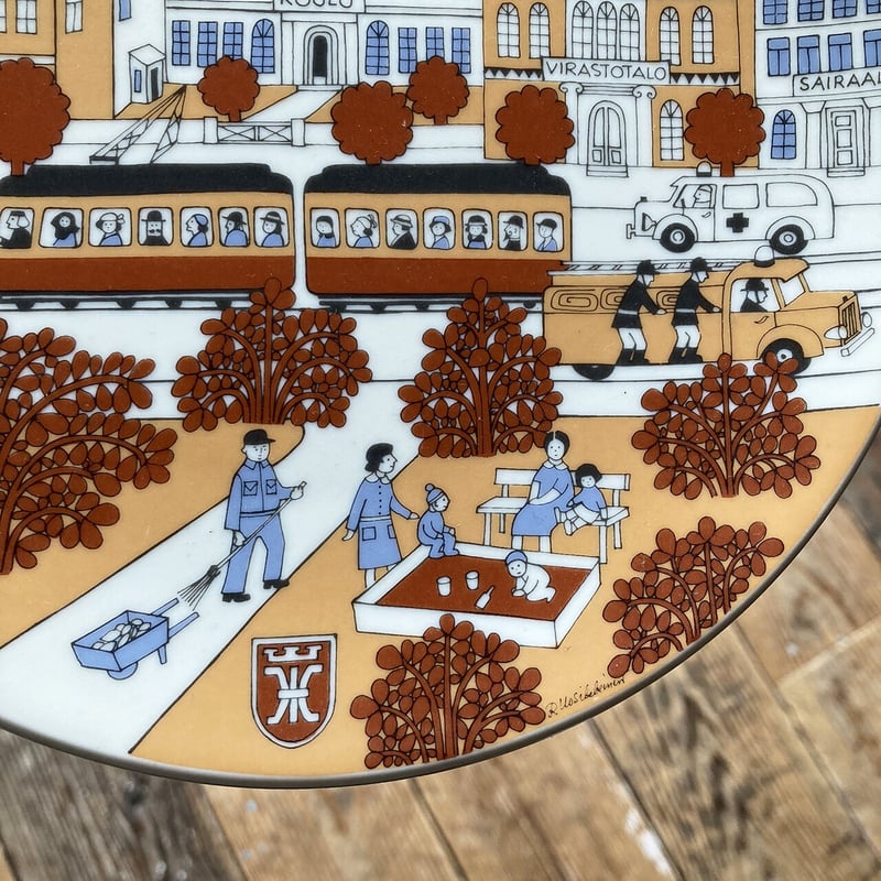 Raija Uosikkinen／ARABIA／KTV設立50周年記念プレート