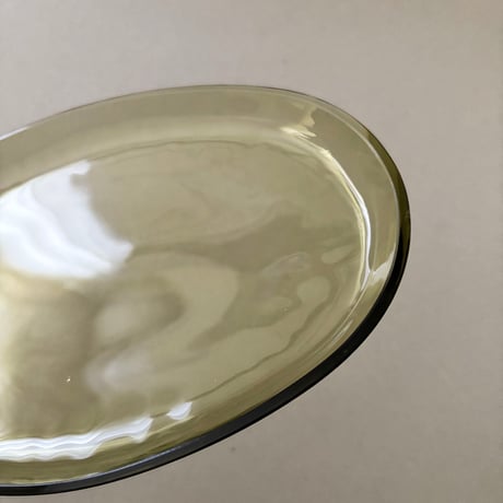 brown glass oval plate riihimaki?
