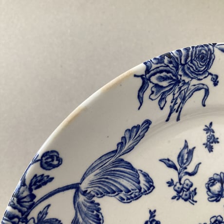 arabia plate  blue flower motif 23.5cm