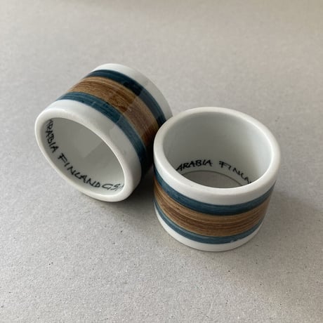arabia handcraft egg & napkin holder Gunnel Sallmén bara