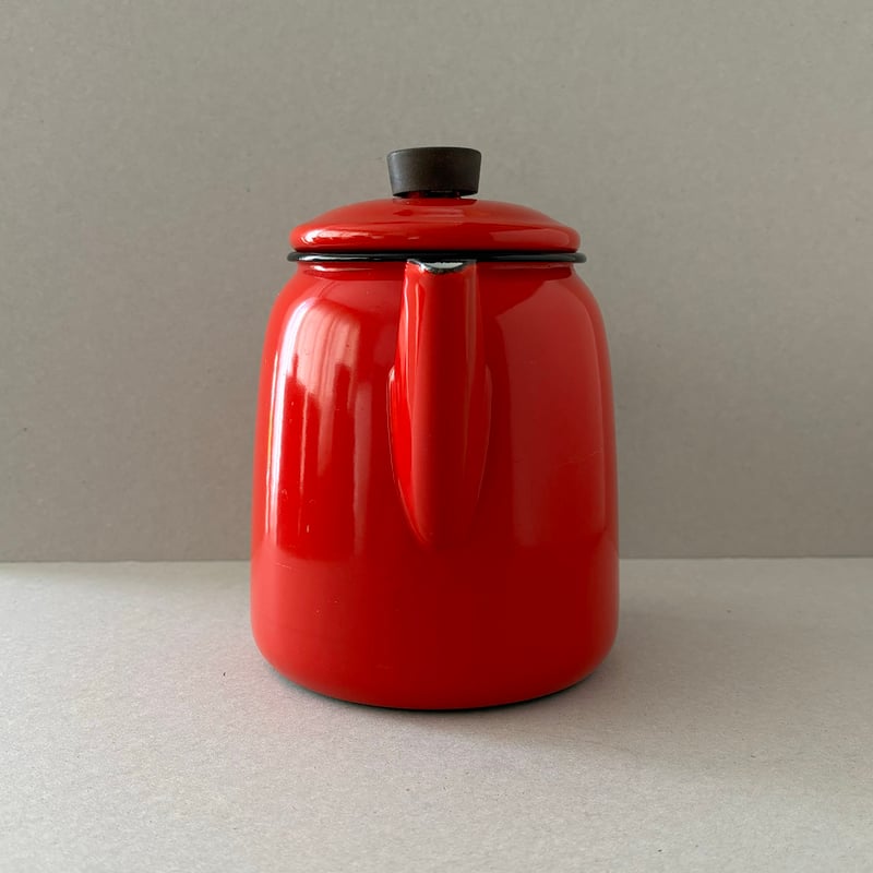 sweden kockums red kettle | retro number