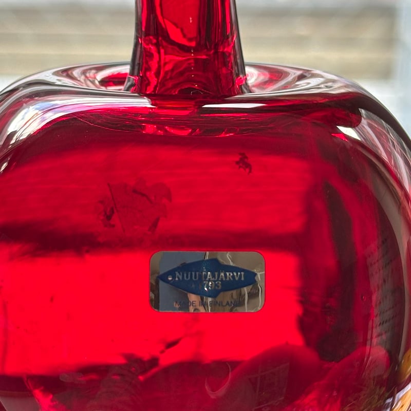ヌータヤルヴィ Oiva Toikka/オイヴァ・トイッカ アップル 赤 ヌータヤルヴィ Oiva Toikka/オイヴァ・トイッカ アップル 赤 1601