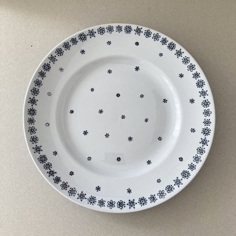 arabia snowflake plate