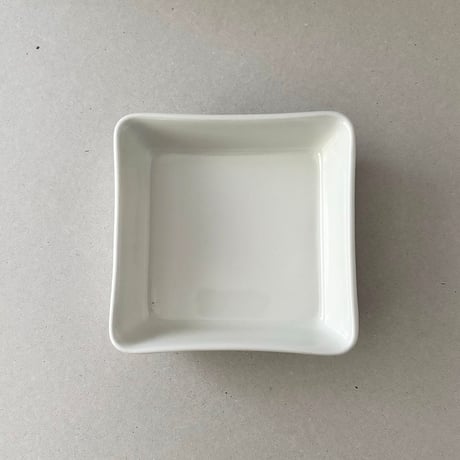 arabia kilta square プラター white