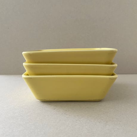arabia kilta スクエアプラター yellow 16cm