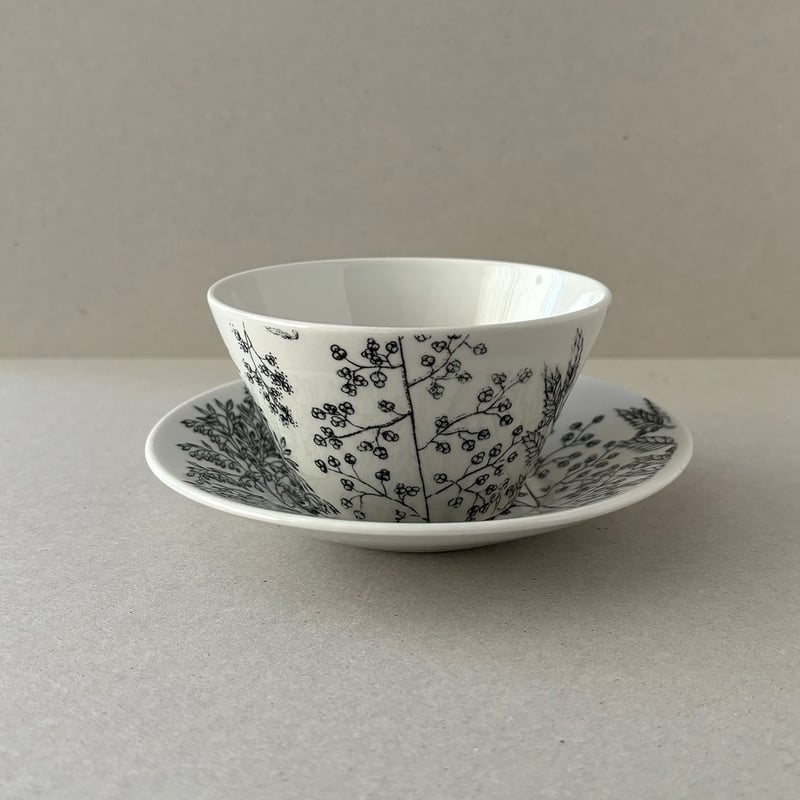arabia tea cup and saucer Timjami | retro number arabia tea cup and saucer Timjami | retro number