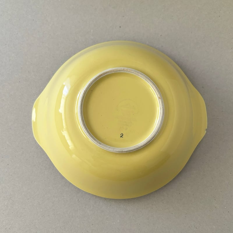 ARABIA vintage Kilta(イエロー)ロングプラター ARABIA vintage Kilta(イエロー)エッグカップ 2つセット - メルカリ