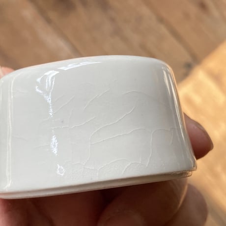 arabia  egg holder  white  B