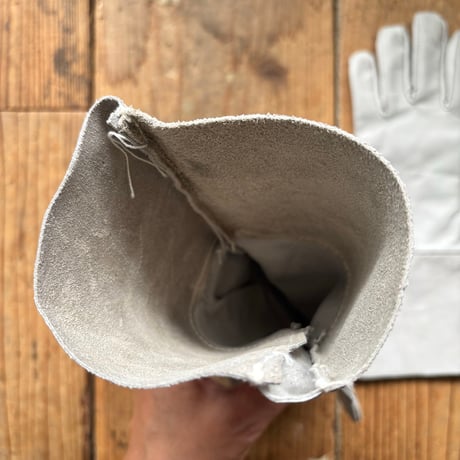 Finland glove
