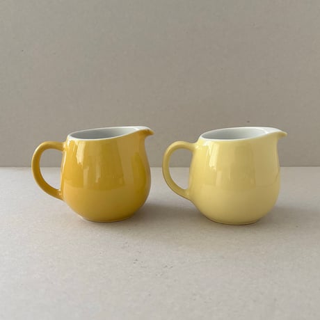 arabia  Kesto creamer Kaj Franck  yellow