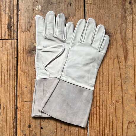 Finland glove