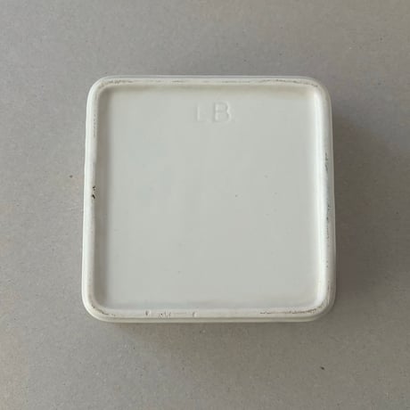 arabia flower pot LB2 white