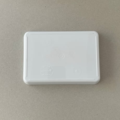 Finnair white plate