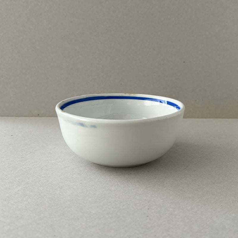 arabia bowl blue line | retro number