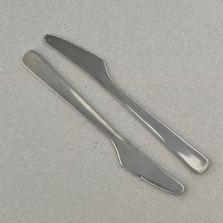 Finnair logo knife