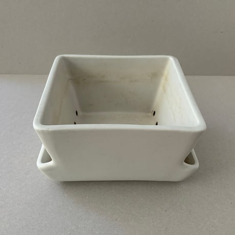 arabia flower pot LL1