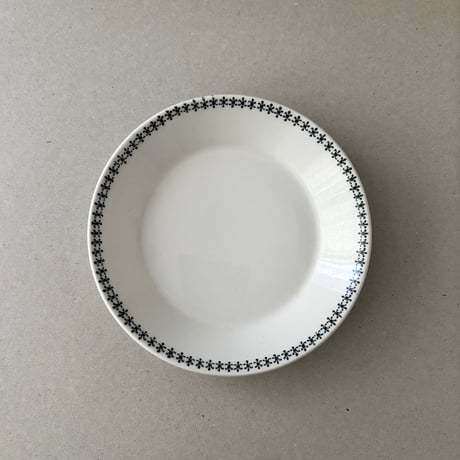arabia emilia? plate black motif
