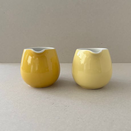 arabia  Kesto creamer Kaj Franck  yellow