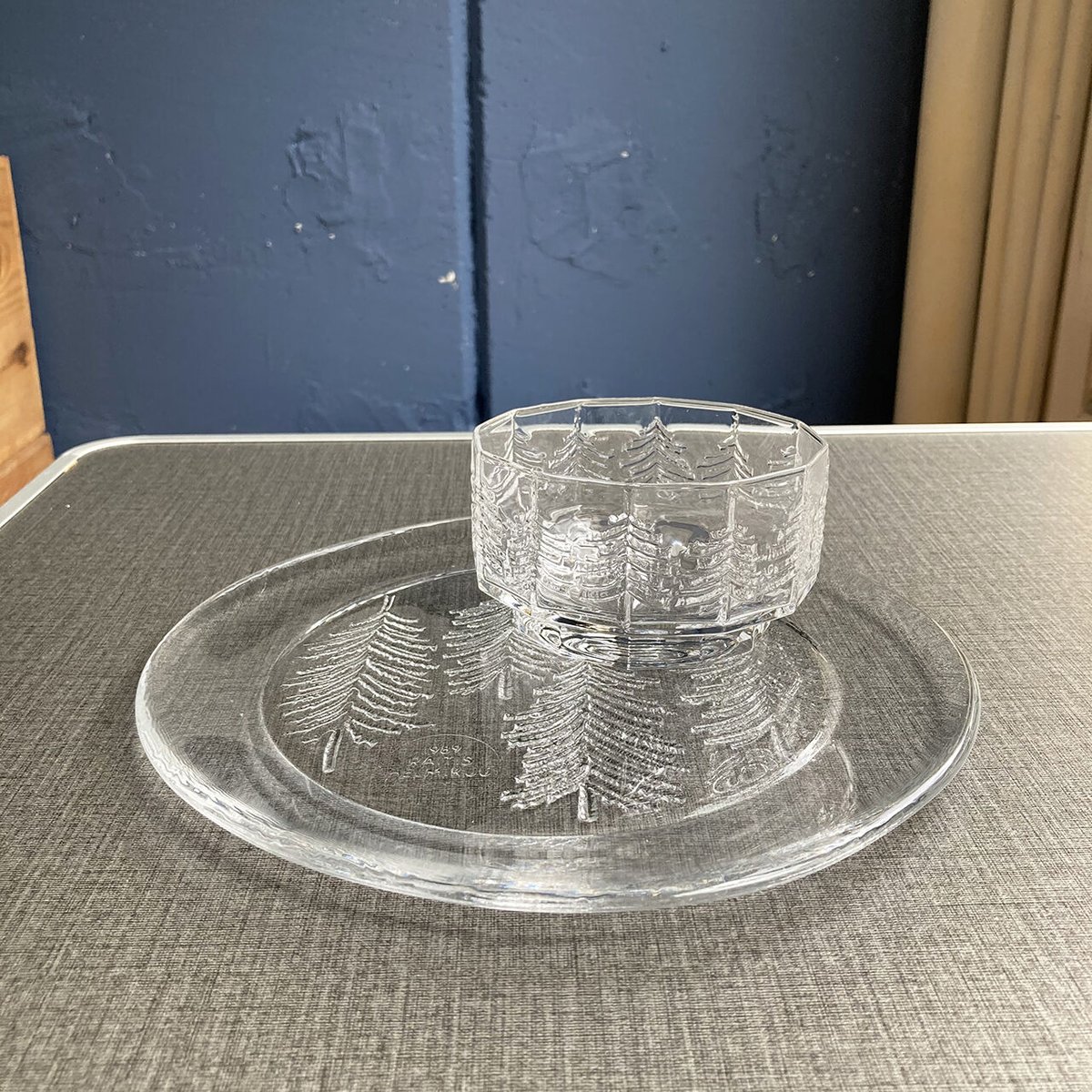 iittala kuusi glass plate 23cm | retro number