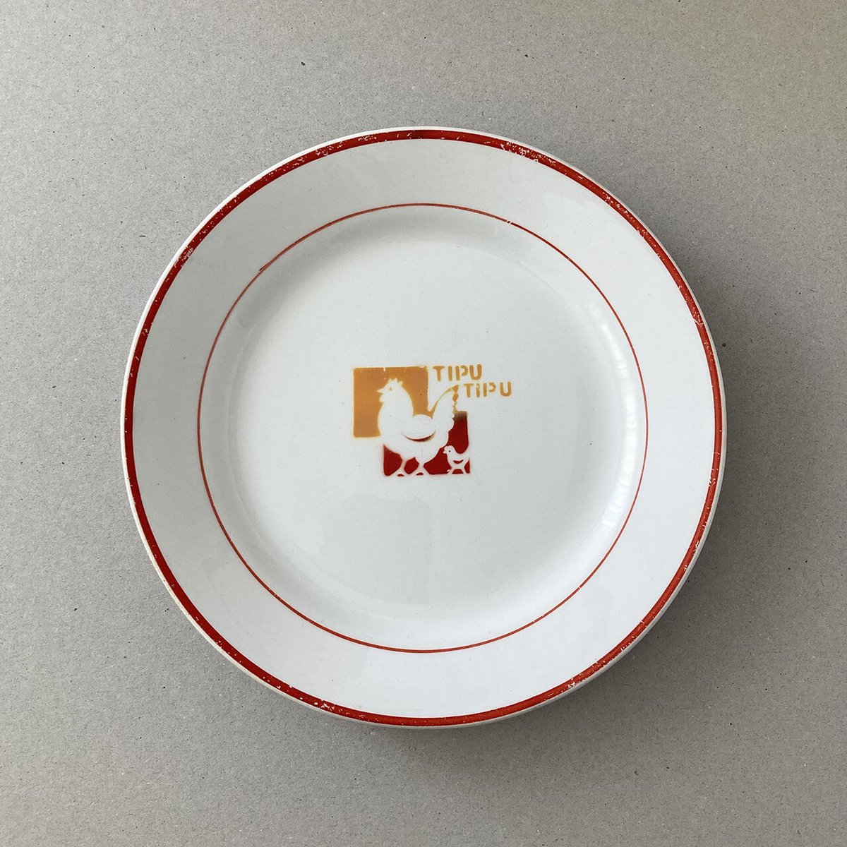 arabia red line plate tipu tipu | retro number