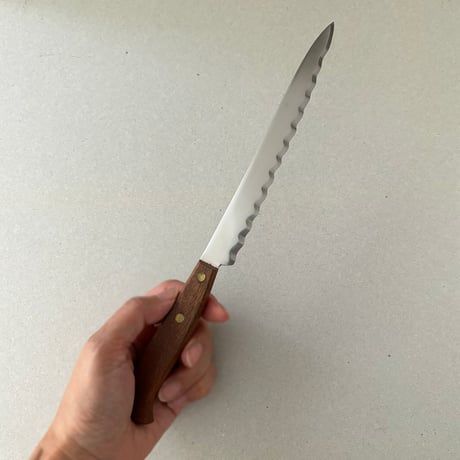 fiskars bread knife