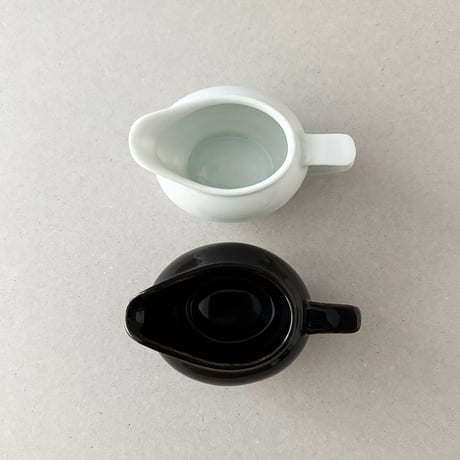 arabia creamer white M