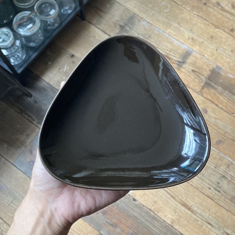 ARABIA vintage Kilta(ブラック)スクエアプレート(13.5) ARABIA vintage Kilta(ブラック)スクエアプレート(13.5)